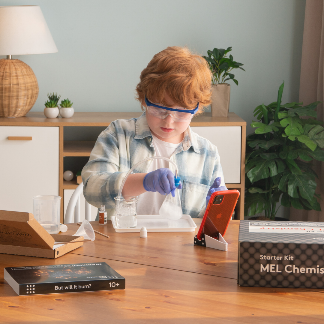 MEL CHEMISTRY BUNDLE — 6 or 8 kits. Ages 10+